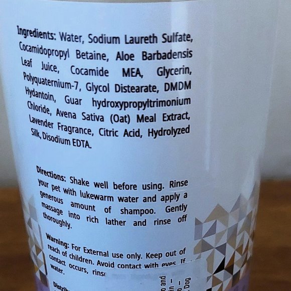 BlueFeather Lavender Oatmeal 2 In 1 Dog Shampoo And Conditioner a set of two $14 - Picture 4 of 4